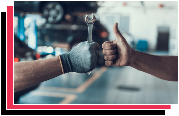 Expert Technician and Mechanic hand