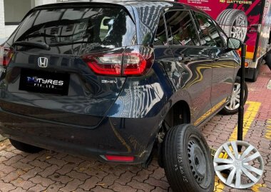 Car Tyre Replacement